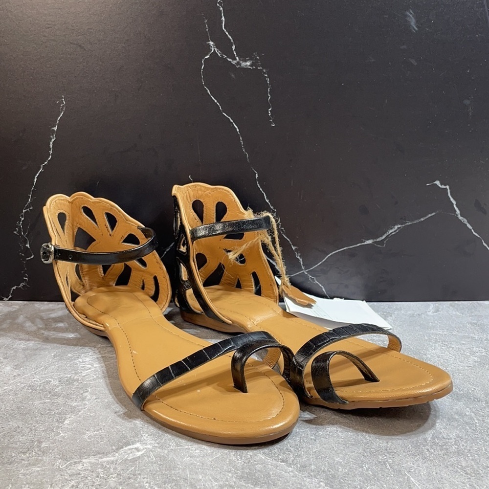 Green Casuals Strap Sandal Black/Tan Size 7m